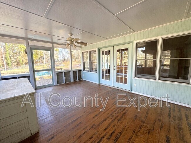 Building Photo - 5485 Union Church Rd