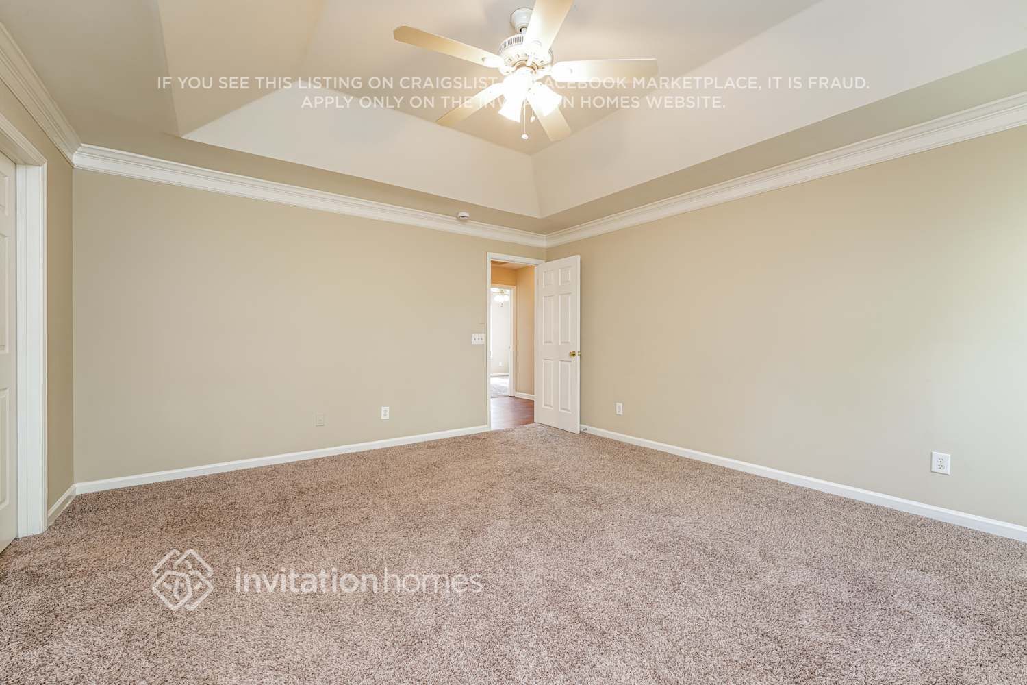 Building Photo - 1026 Hawthorn Ln