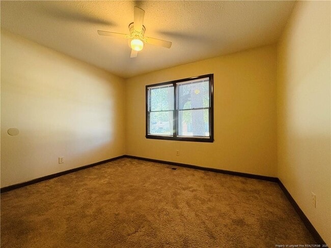 Building Photo - 6673 Vaughn Rd