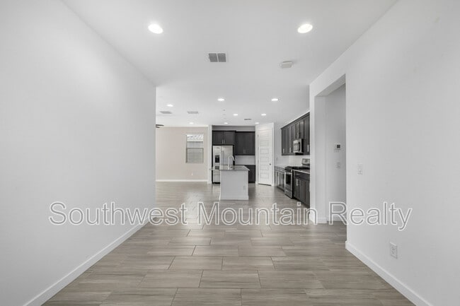 Building Photo - 21399 E Estrella Ct