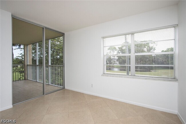 Building Photo - 1083 Forest Lakes Dr
