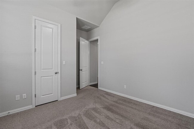 Building Photo - 404 Miracle Rose Way