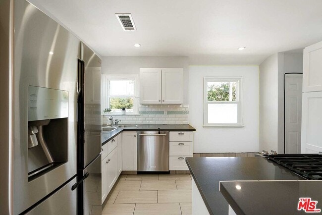 Building Photo - 1444 Meadowbrook Ave