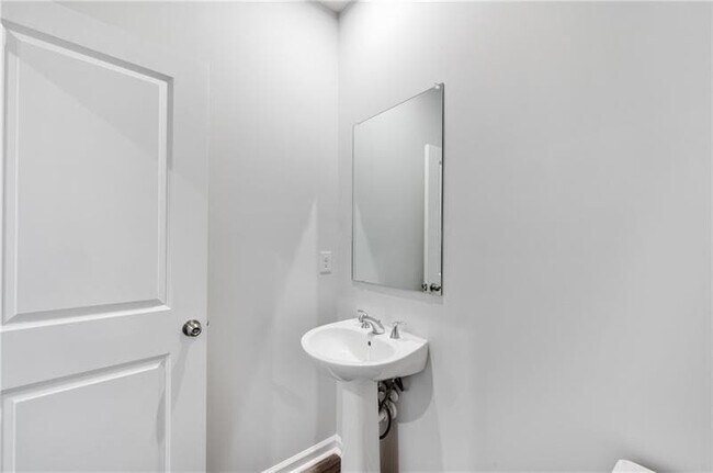 Building Photo - 737 Payton Ln