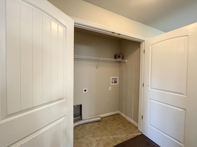 Building Photo - 3748 Chambers Ln