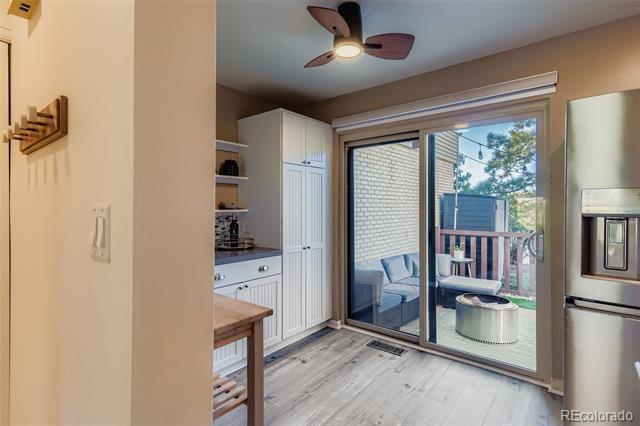 Building Photo - 4234 W Pondview Dr