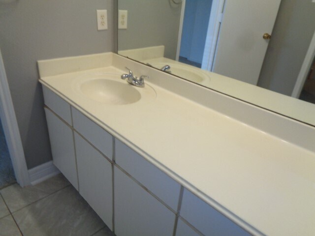 Building Photo - 1055 Ambrosden Ln