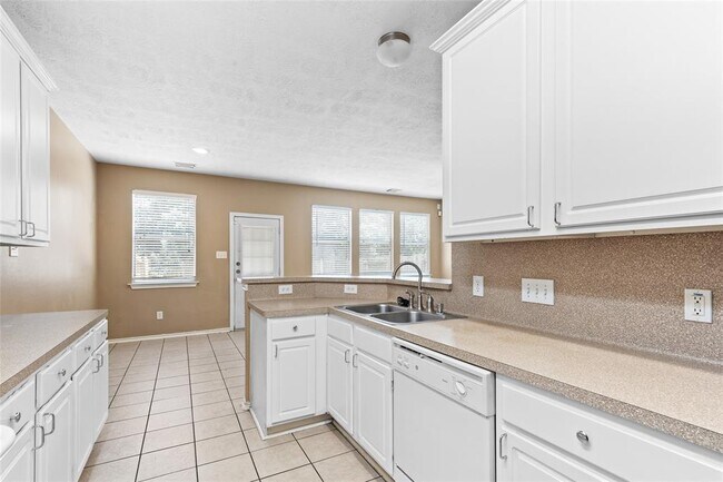Building Photo - 3323 Atherton Canyon Ln