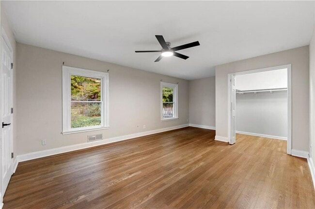 Building Photo - 6511 Vernon Woods Dr NE