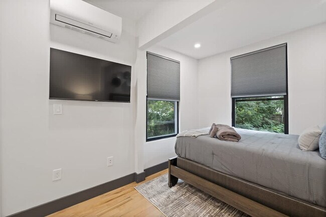 Building Photo - 115 Franklin St