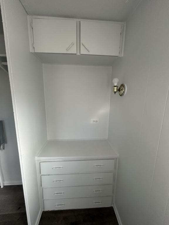 Building Photo - 1101 1/2 W 4TH ST