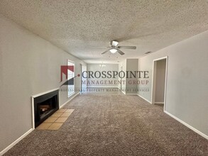 Building Photo - Coming Soon! 2 bed 2 bath Apartment in South Tyler!