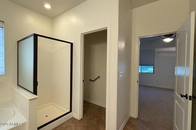 Building Photo - 4941 S White Pl