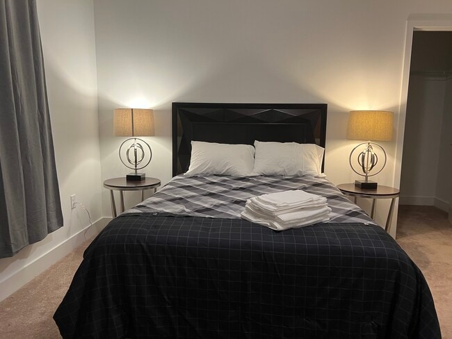 Building Photo - 1118 Nova St