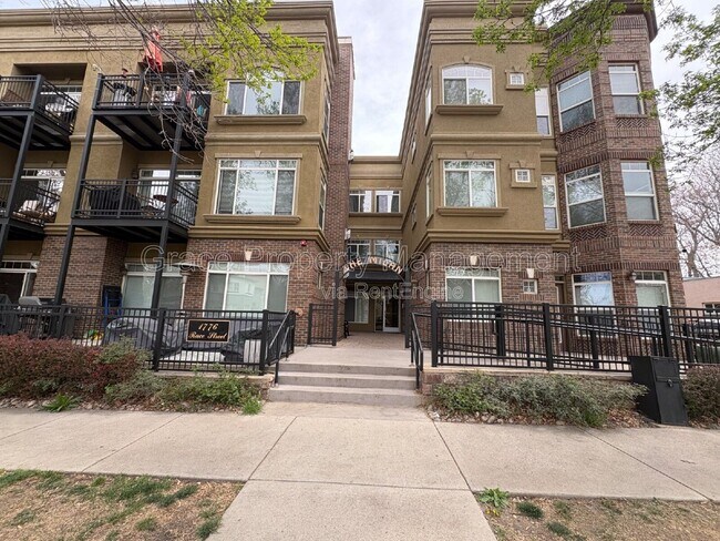 Building Photo - 1776 N Race St