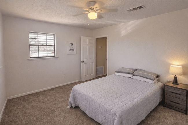 Building Photo - 54 Campeche Cir