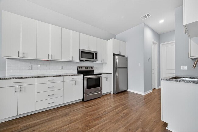 Building Photo - 4922 Paradigm Ln