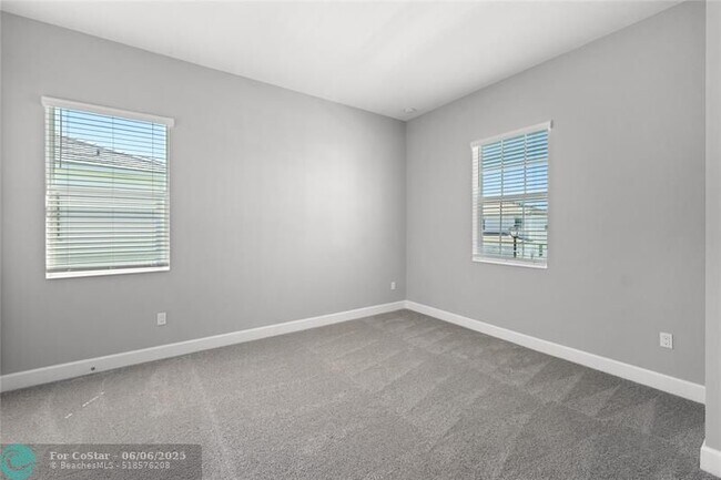 Building Photo - 5350 Liberty Ln