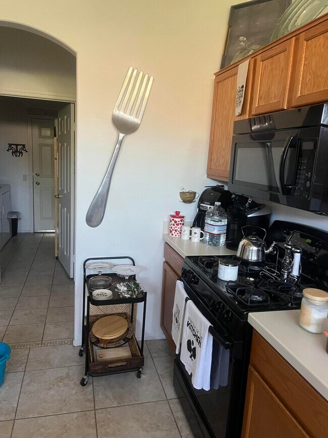 Building Photo - 78582 Dancing Waters Rd