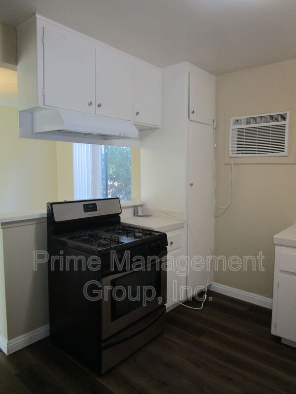 Building Photo - 144 E Baseline Rd