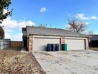 Building Photo - 8712 Rayburn Ave