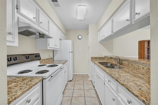 Building Photo - 10616 Mellow Ln