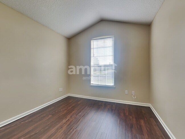 Building Photo - 11525 Jerry Adams Dr