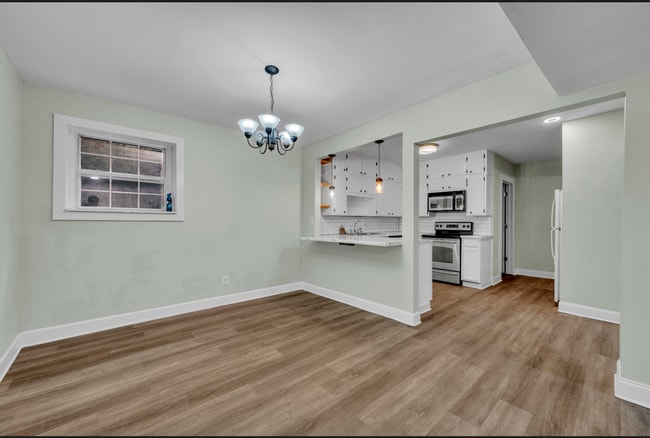 Building Photo - 3244 Warringwood Dr