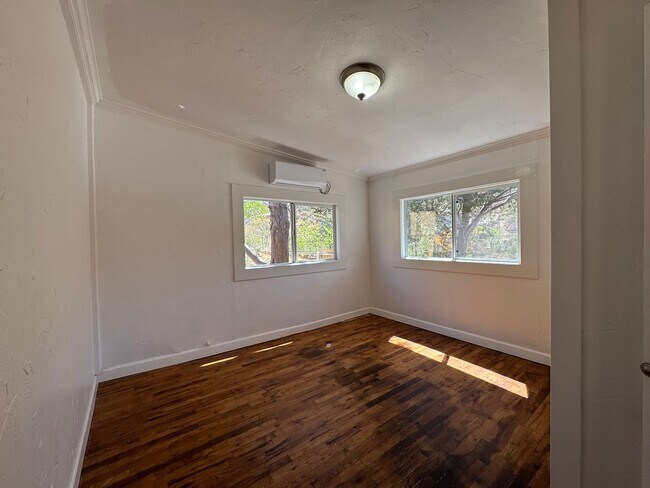 Building Photo - 1BR/1BA 740 sq.ft. SHORT TERM RENTAL in Old Bisbee, AZ