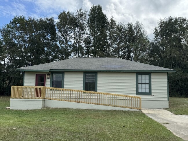 Building Photo - 461 Benjulyn Rd