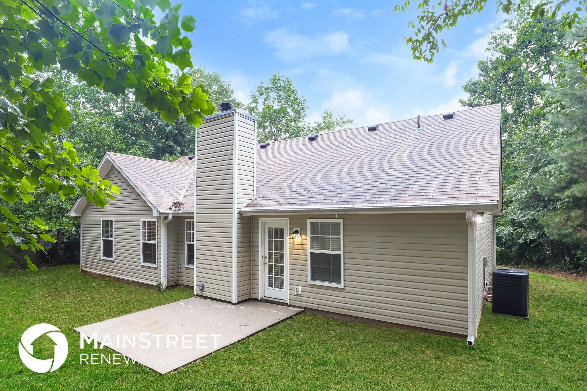 Building Photo - 6335 Dogwood Way