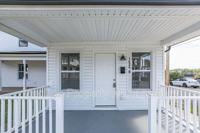 Building Photo - 1424 William St