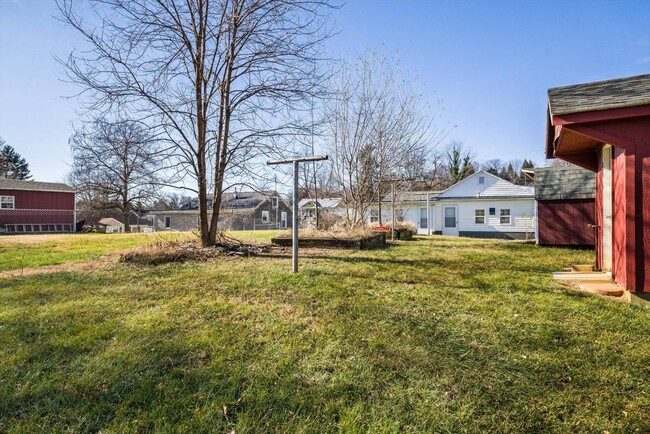 Building Photo - 1807 Orchard Ln