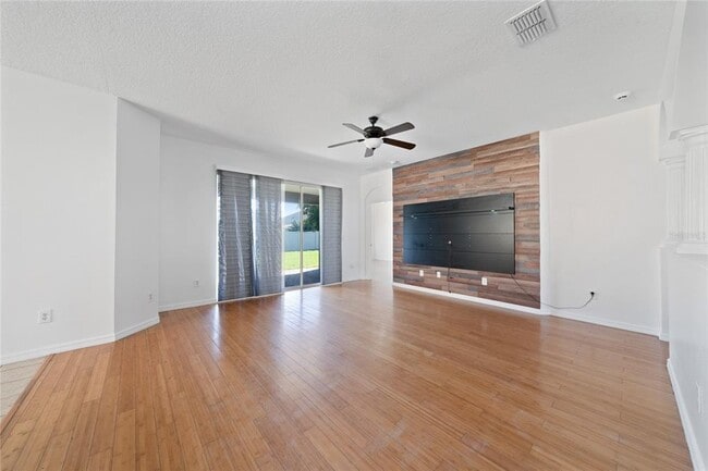 Building Photo - 4533 Caladium Ct