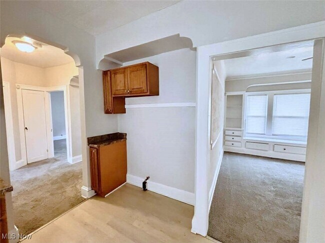 Building Photo - 3677 E 153rd St