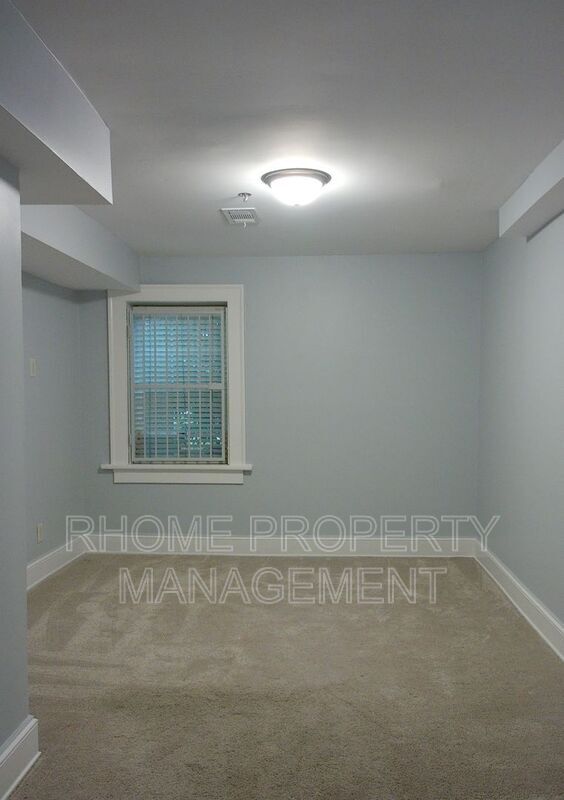 Building Photo - 2855 Peachtree Rd NE