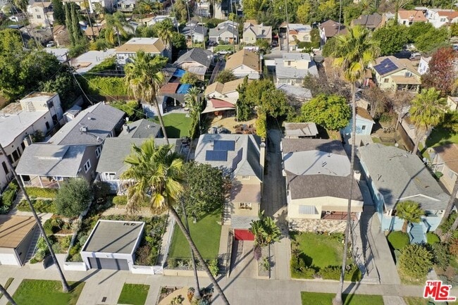 Building Photo - 1423 McCollum St