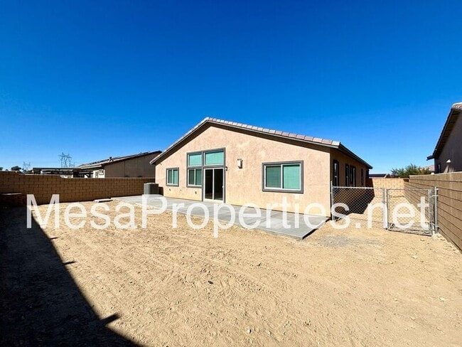 Building Photo - 15387 Patton St