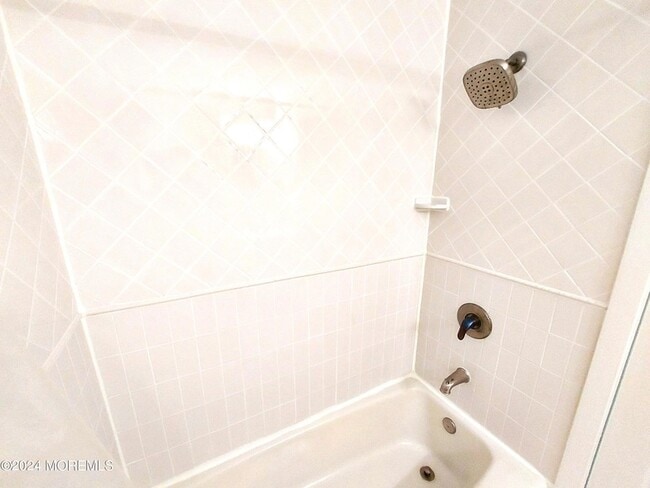 Building Photo - 302 Fifth Avenue Unit 2