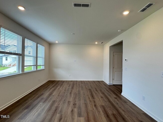 Building Photo - 936 Emmer St