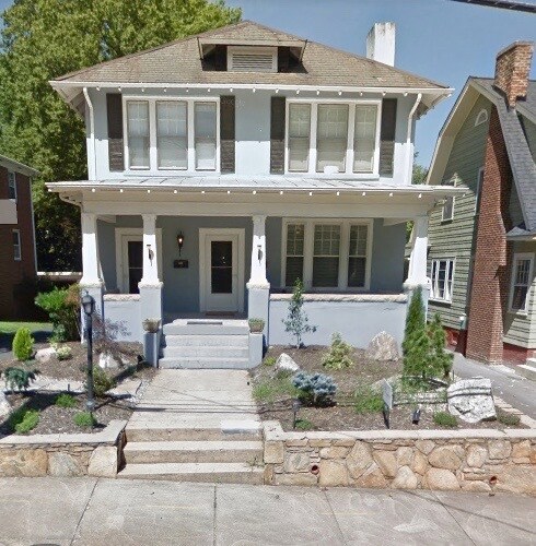 Building Photo - 1208 W 4th St