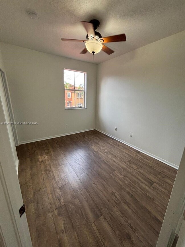 Building Photo - 4938 Leeward Ln