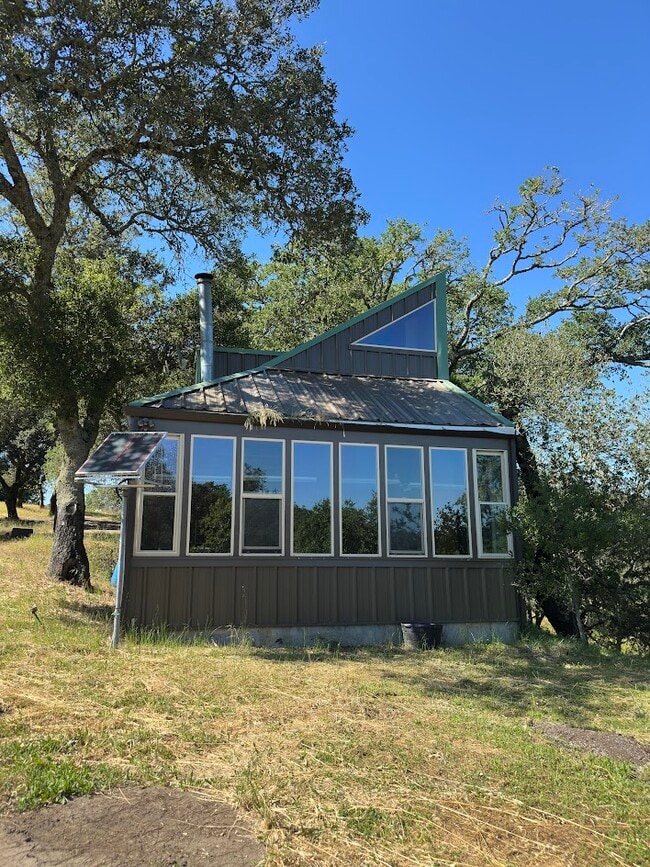 Building Photo - 2770 Leslie Rd