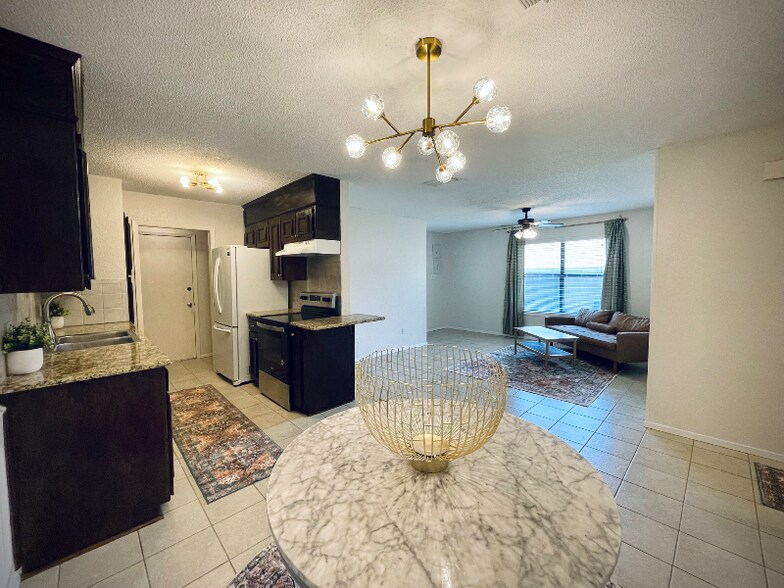 Building Photo - 924 Terry Trail