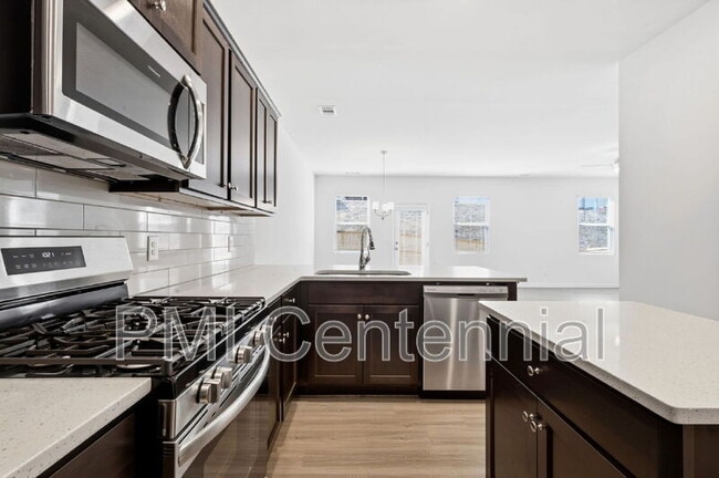 Building Photo - 110 Shelter Ln E