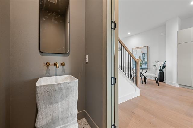 Building Photo - 1514 Holly Ave