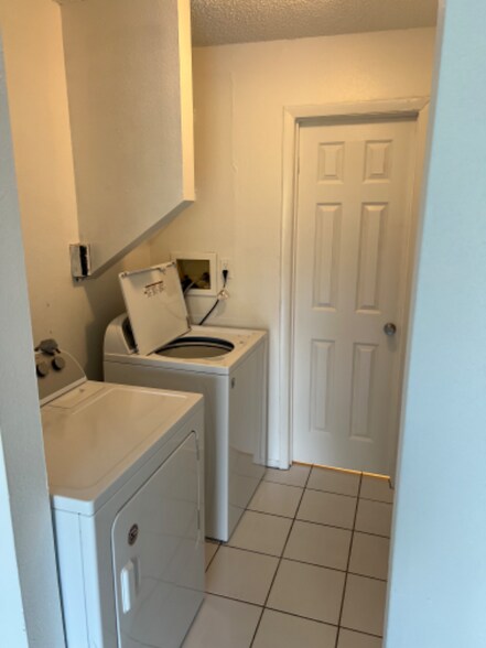 Building Photo - 2625 FL-590