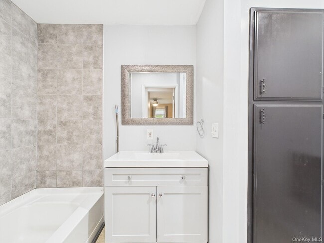 Building Photo - 2444 NY-52