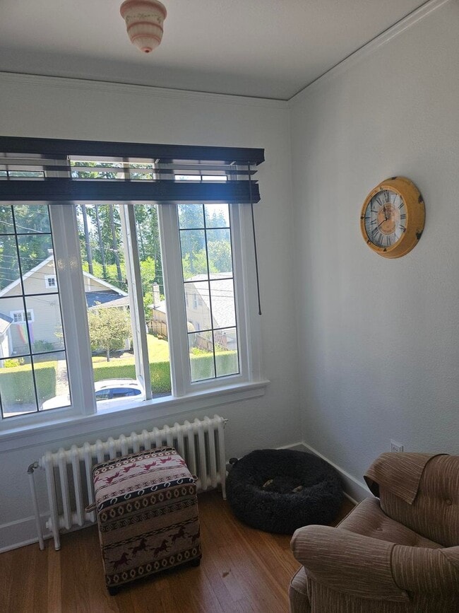 Building Photo - 5bd 5ba Stunning Home