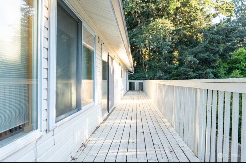Building Photo - 7826 Emerald Dr SW